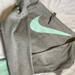 Womens Nike Therma Fit hoodie, size medium, teal and grey